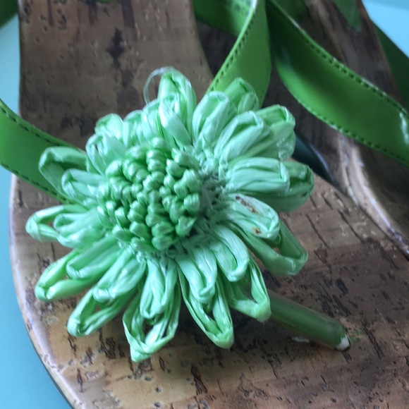 Mia 2 sandals.       Q 002 - Picture 2 of 7